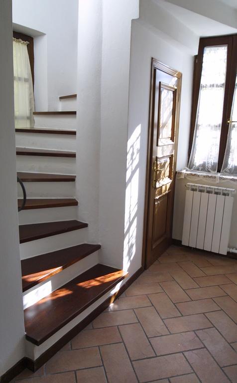 Forni Rosaia Villa Olivola Kültér fotó