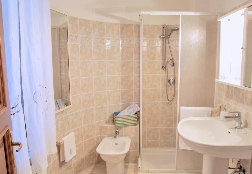 Forni Rosaia Villa Olivola Kültér fotó
