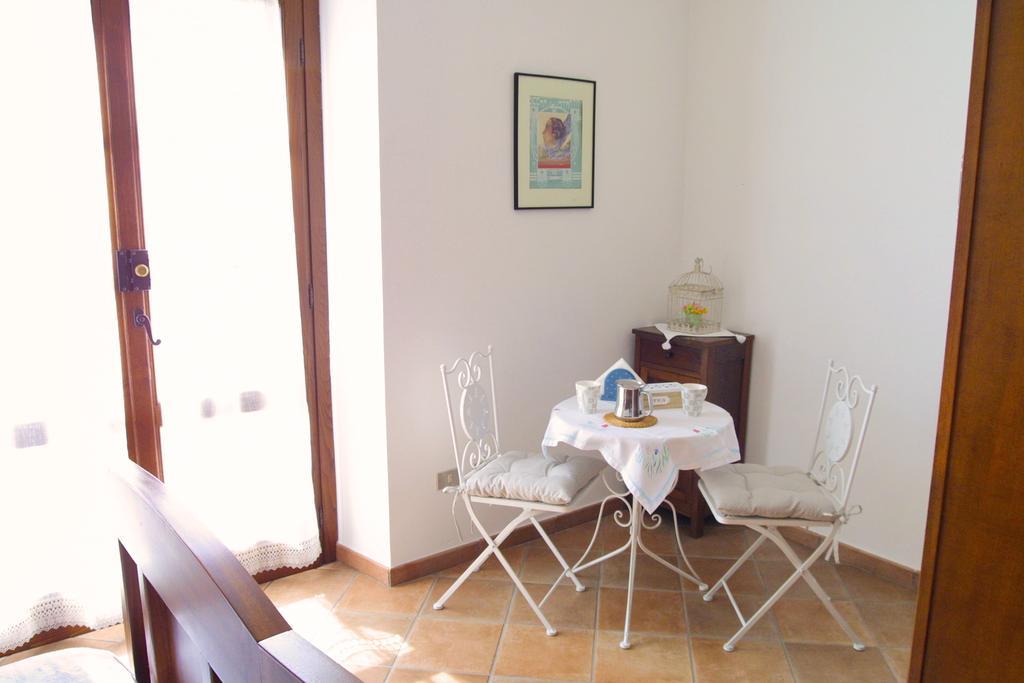 Forni Rosaia Villa Olivola Kültér fotó