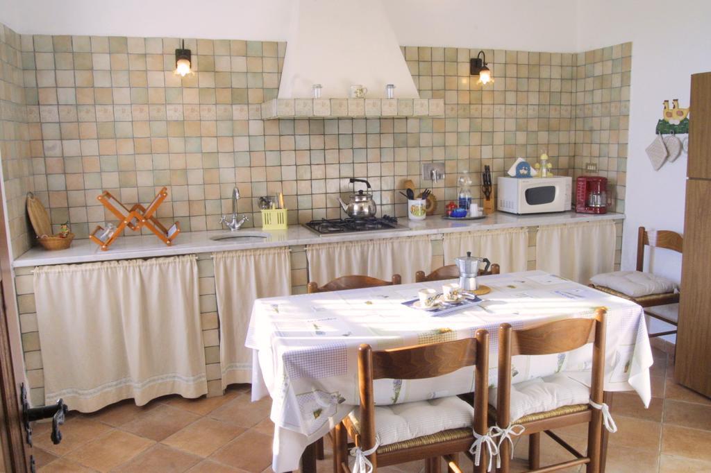Forni Rosaia Villa Olivola Kültér fotó